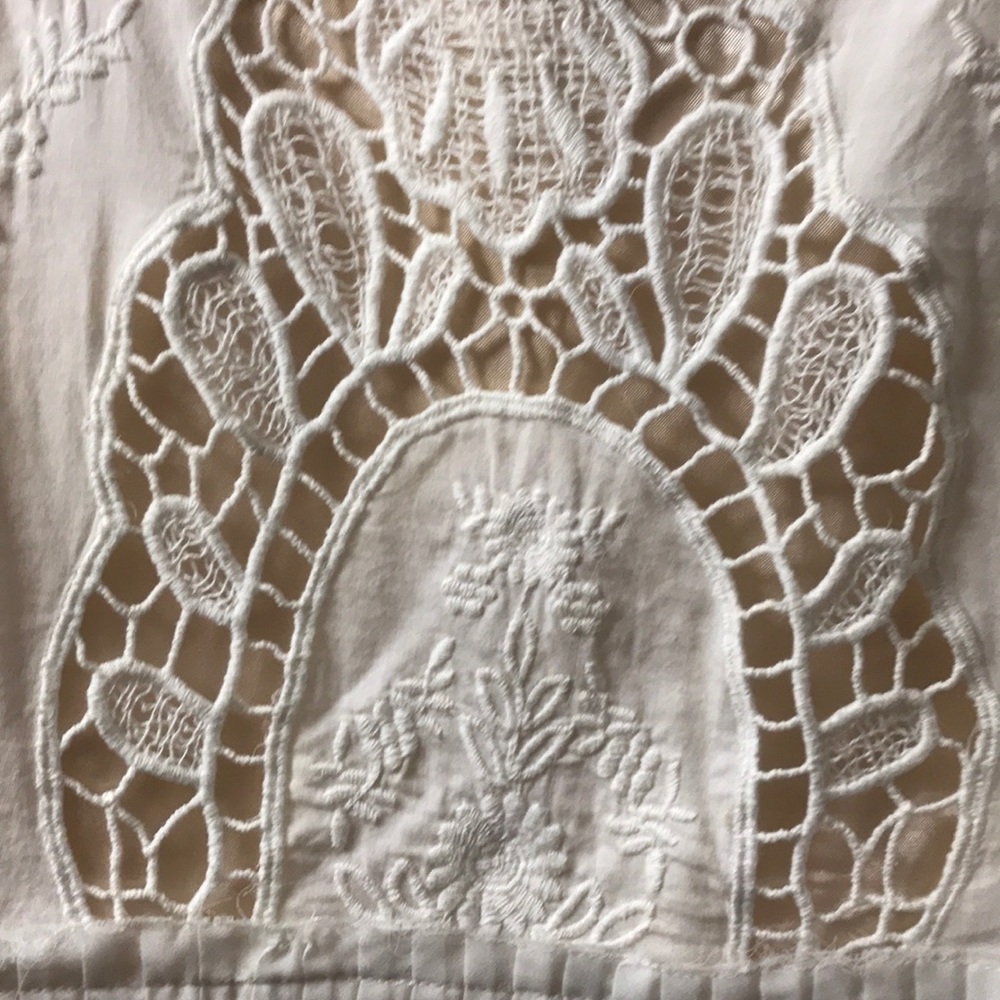 Top - Picture 2 of 4